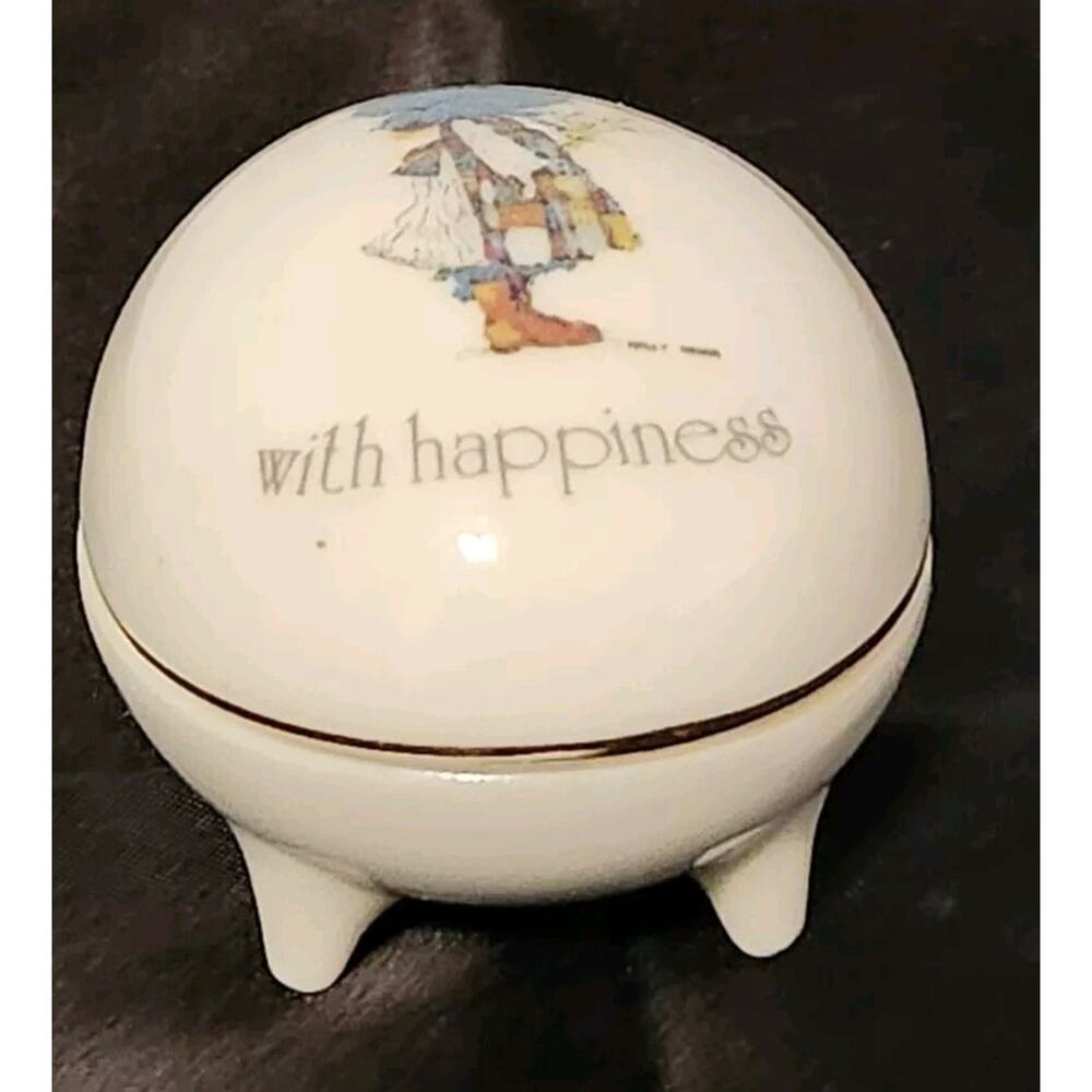 1977 Holly Hobbie "Fill Your World With Happiness" Porcelain Egg Trinket Box - Picture 5 of 5